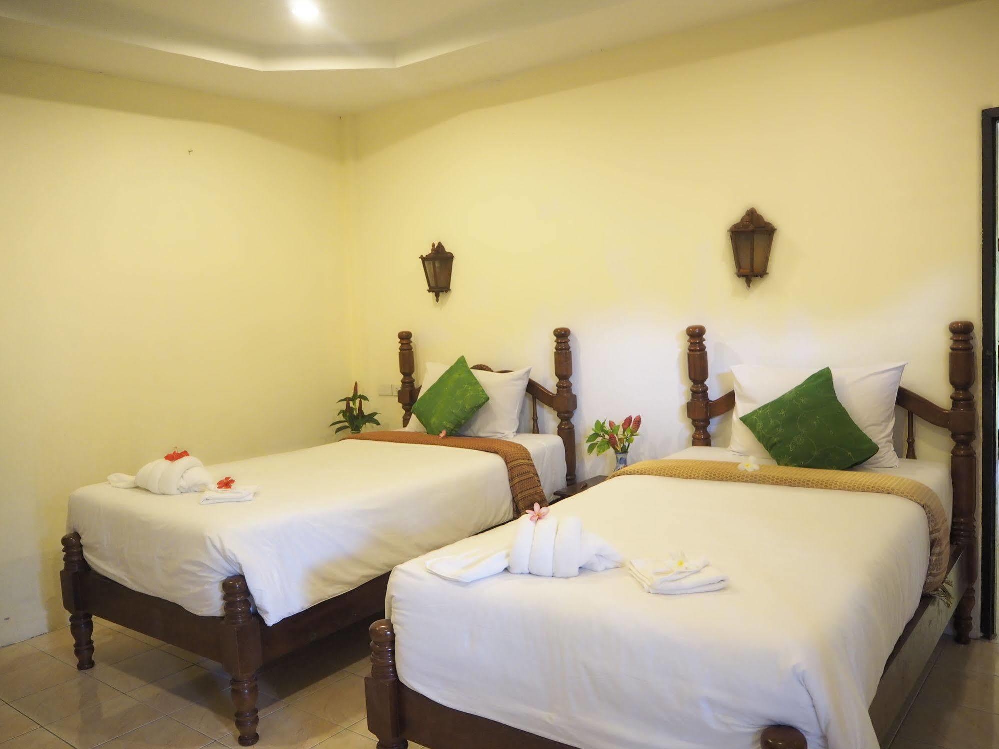 Euro Lanta White Rock Resort Ко-Ланта Екстер'єр фото